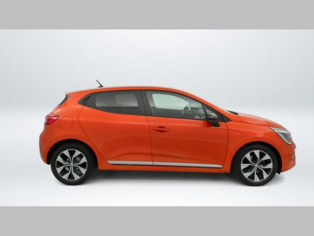 Clio image 9