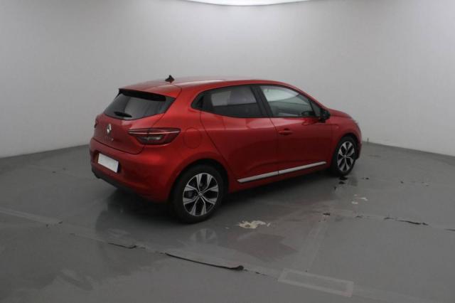 Clio image 9