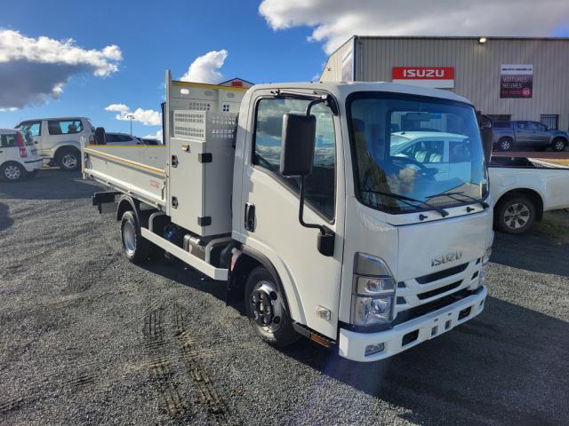 Isuzu M21 T 3.5t F