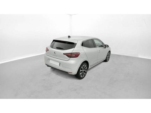 Clio image 2