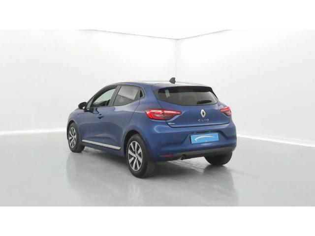 Clio image 6