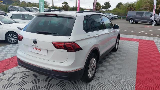 Tiguan image 2