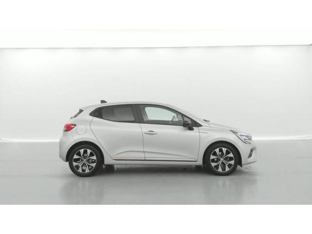 Clio image 5