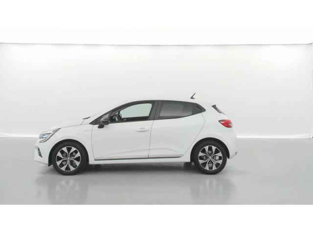 Clio image 6