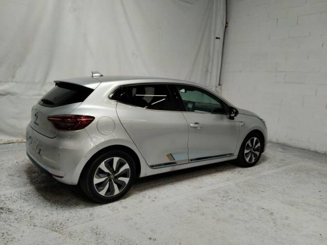 Clio image 2