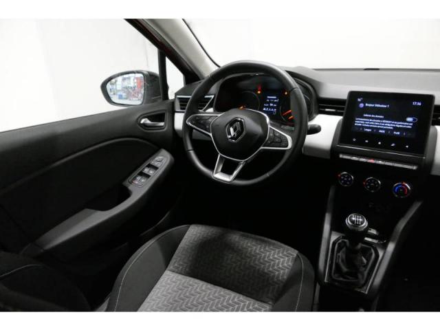 Clio image 8