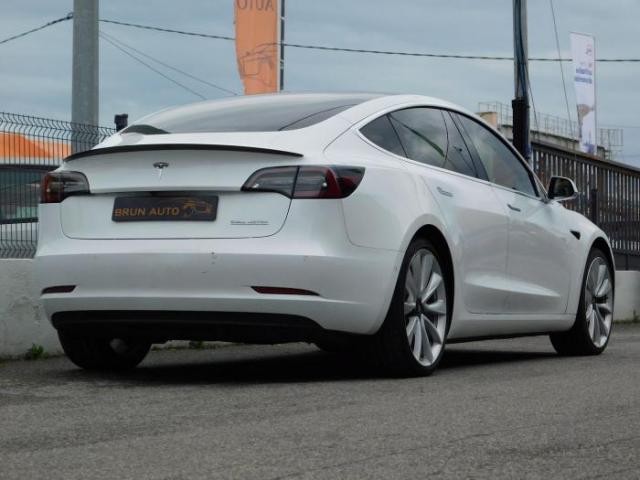 Model 3 image 3