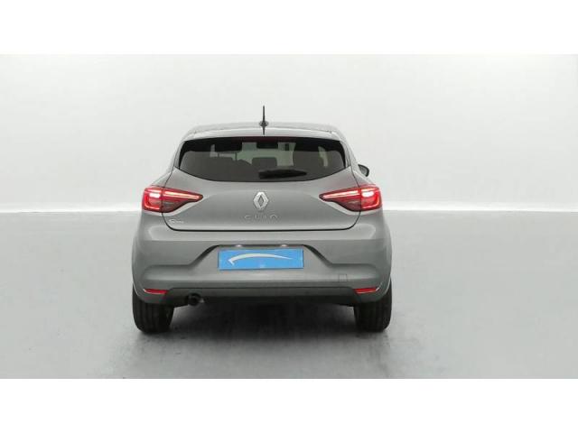 Clio image 9