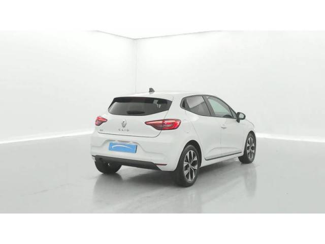 Clio image 7