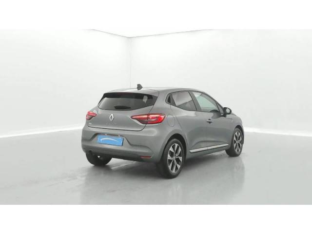 Clio image 3