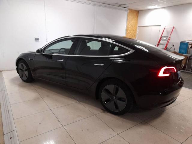 Model 3 image 9