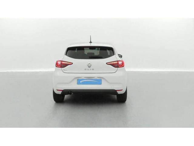 Clio image 6