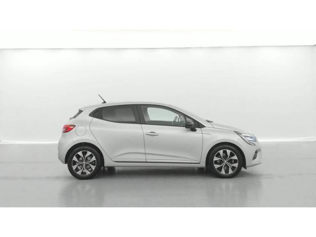 Clio image 9