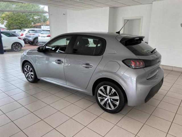 Peugeot 208 image 5