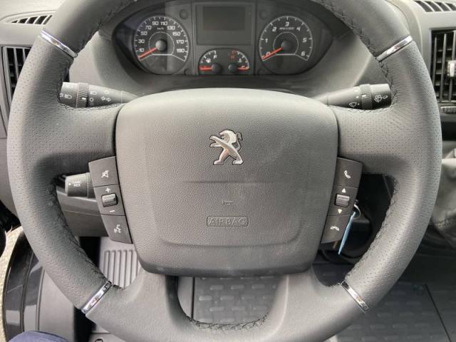 Peugeot Boxer image 3