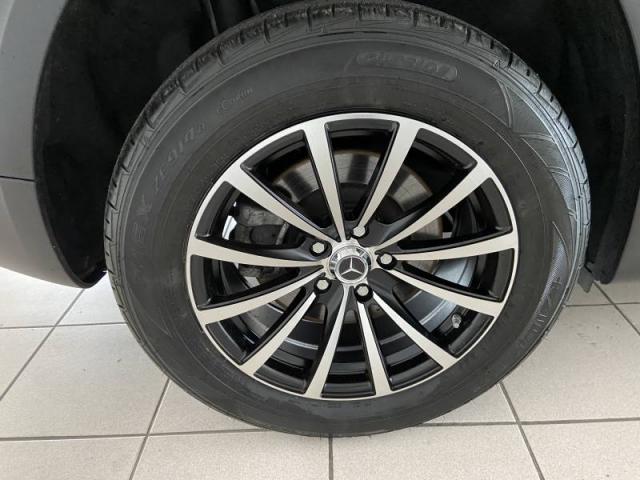 Mercedes Benz Glb image 6