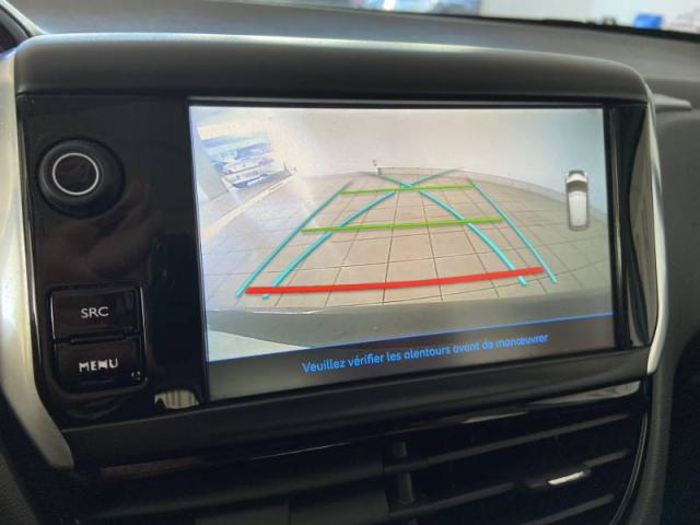 Peugeot 208 image 7