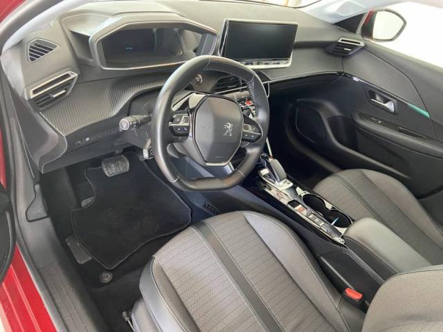 Peugeot 208 image 7