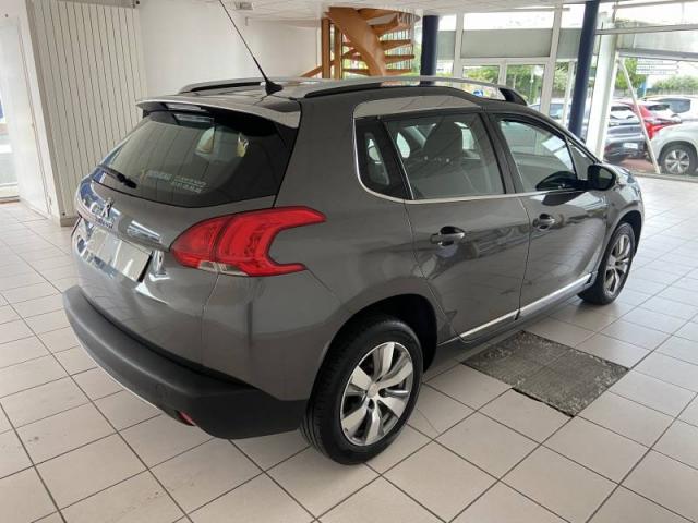 Peugeot 2008 image 1