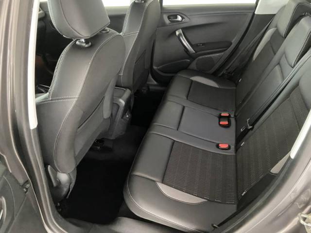 Peugeot 2008 image 7