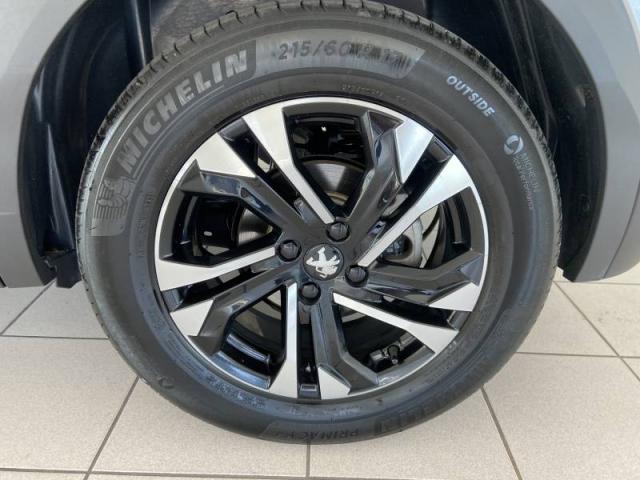 Peugeot 2008 image 1