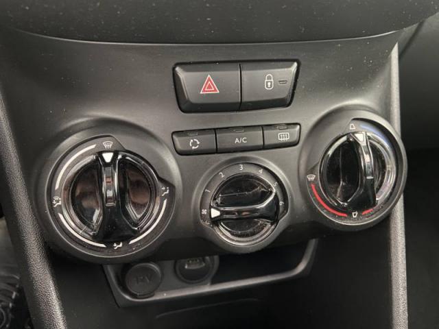 Peugeot 208 image 5
