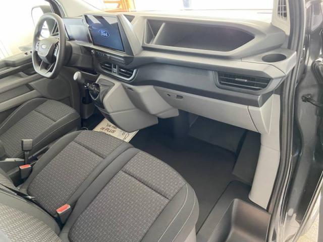 Ford Transit image 3