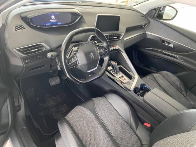 Peugeot 5008 image 8