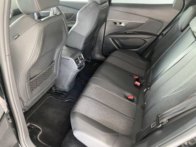 Peugeot 3008 image 2