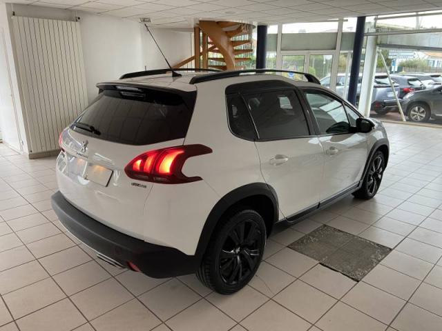 Peugeot 2008 image 6