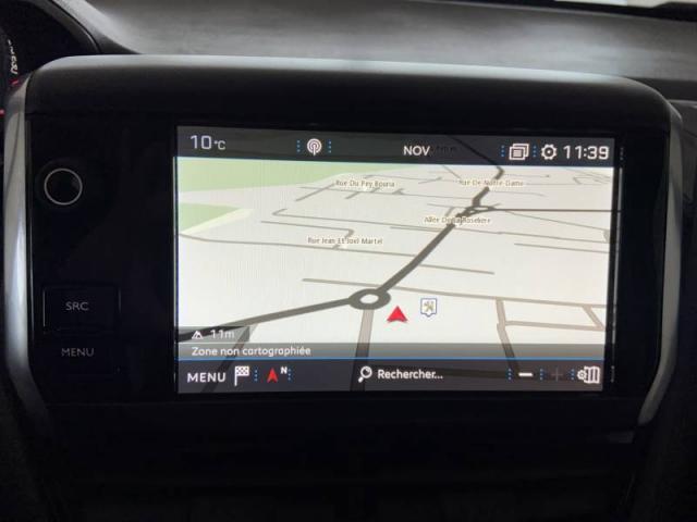 Peugeot 2008 image 2