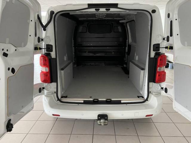 Peugeot Expert image 8