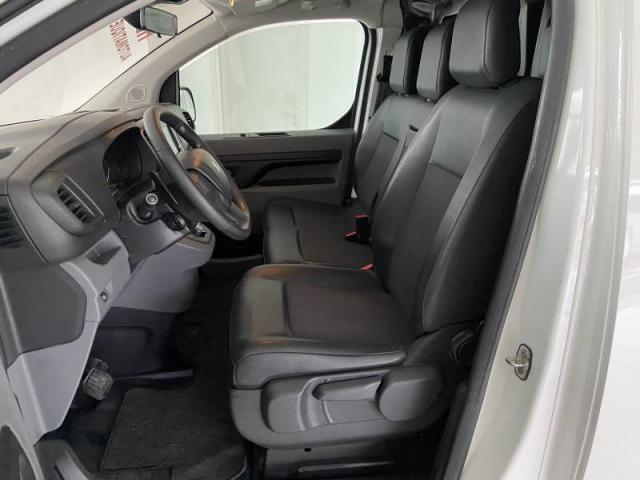 Peugeot Expert image 2