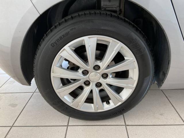 Peugeot 308 image 7