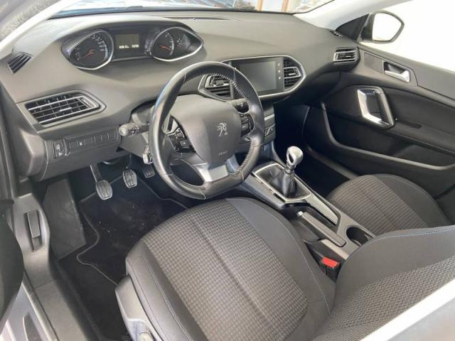 Peugeot 308 image 6