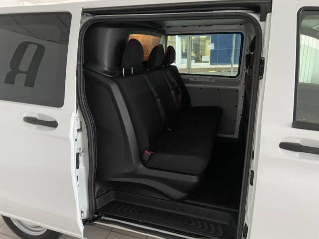 Mercedes Benz Vito image 4