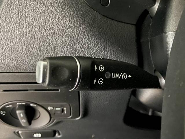 Mercedes Benz Vito image 3