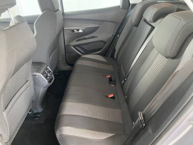 Peugeot 3008 image 7