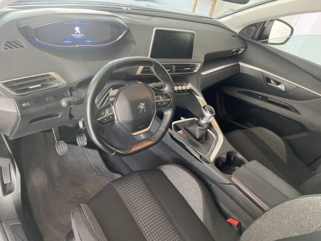 Peugeot 3008 image 6