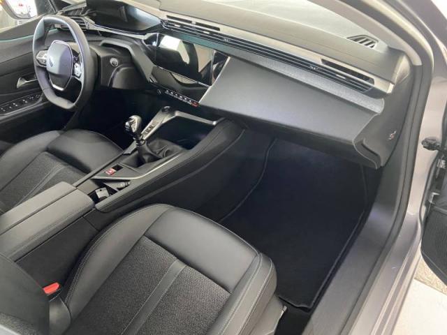 Peugeot 308 image 1