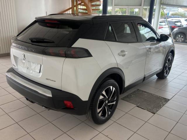 Peugeot 2008 image 8