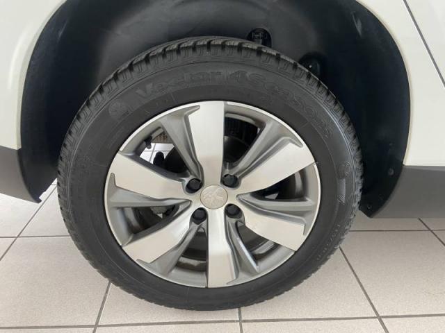 Peugeot 2008 image 9