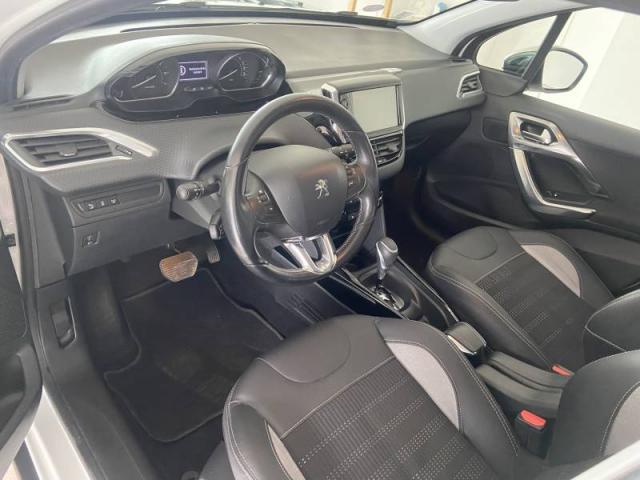 Peugeot 2008 image 7