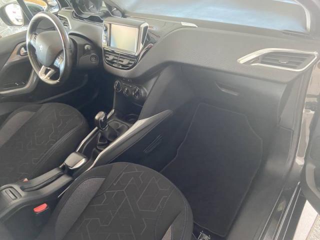 Peugeot 2008 image 4