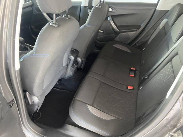 Peugeot 2008 image 3