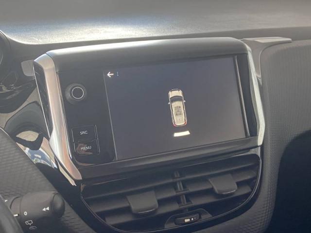 Peugeot 2008 image 7