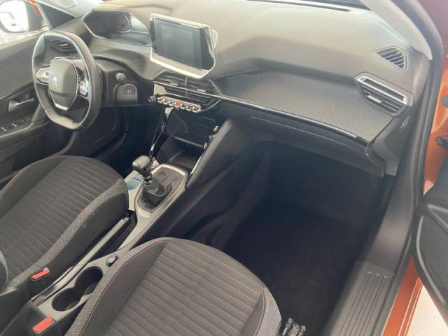 Peugeot 2008 image 7