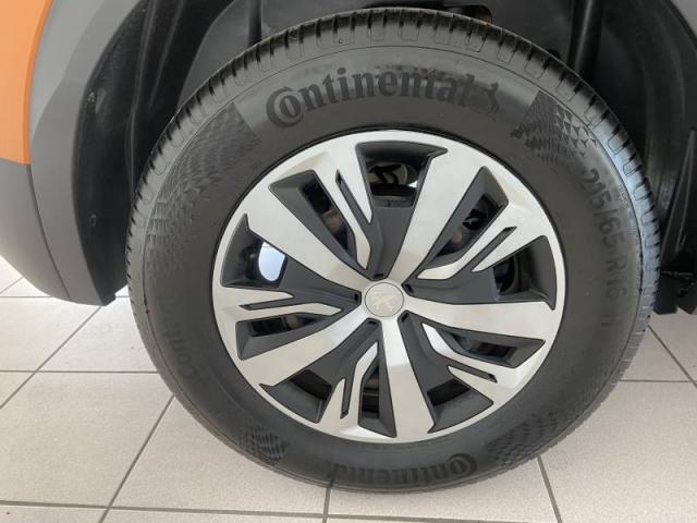 Peugeot 2008 image 8