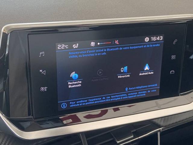 Peugeot 2008 image 3