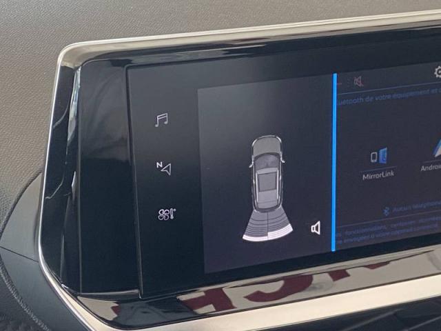Peugeot 2008 image 6